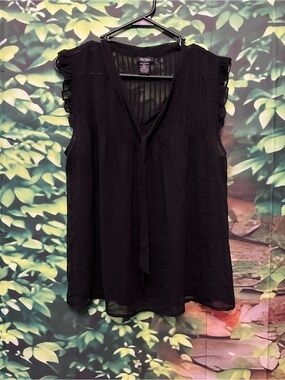 Bob Mackie Black Sleeveless Tie-Front Ruffle Blouse
